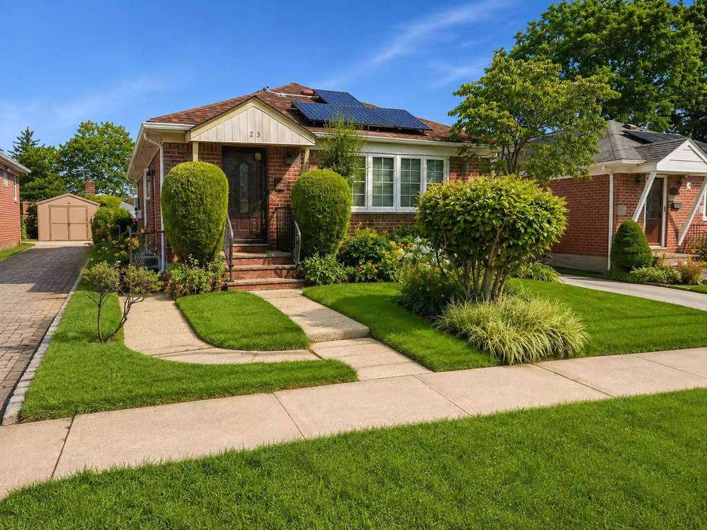 Photo of 26223 60th Ave, Little Neck, NY 11362 (MLS # 11920656)