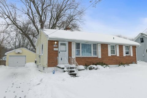 Photo of 114 6th Ave, Lancaster, NY 14086 (MLS # 11642119)