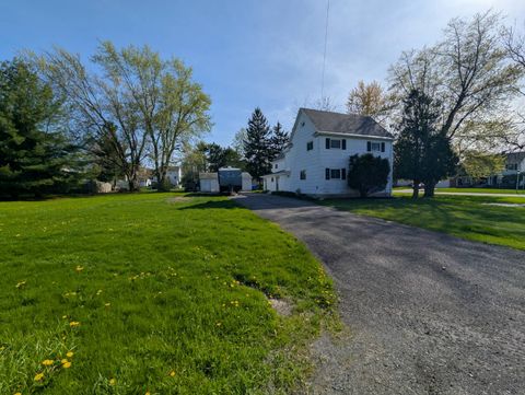 Photo of 2793 Amsdell Rd, Hamburg, NY 14075 (MLS # 11736876)