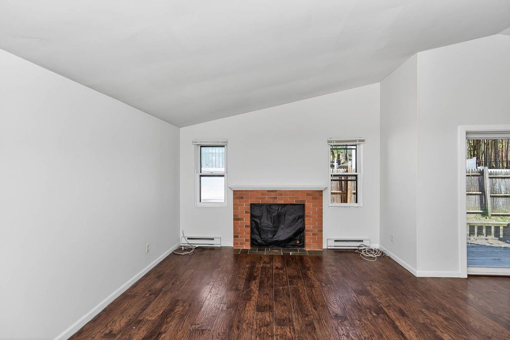 Photo of 73 Pepperbush Place, Ballston Spa, NY 12020 (MLS # 11740580)