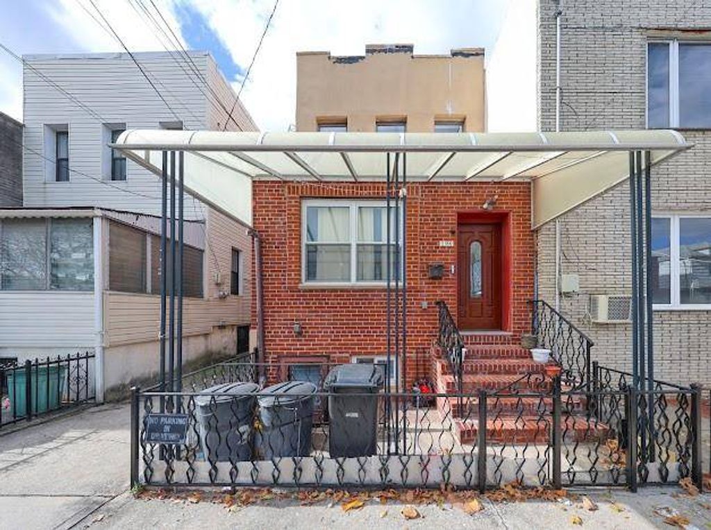 Photo of 2166 West 9th St, Brooklyn, NY 11223 (MLS # 11622461)