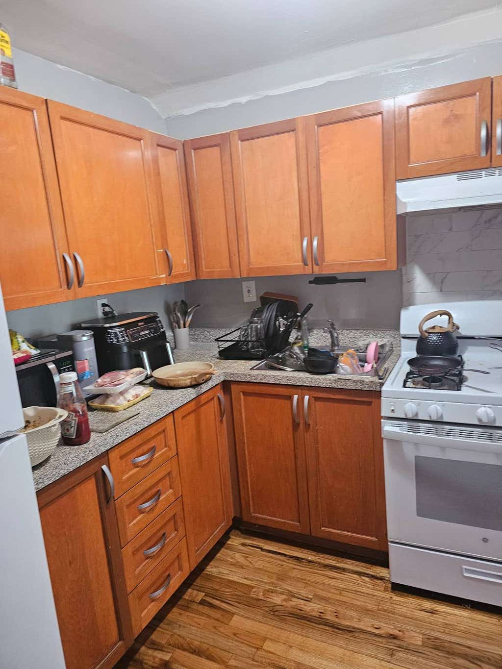 Photo of 2865 Grace Ave, Bronx, NY 10469 (MLS # 11824664)