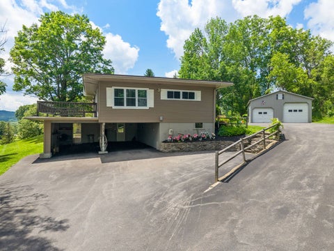 Photo of 28 Lakeview Avenue, Richfield Springs, NY 13439 (MLS # 11855578)