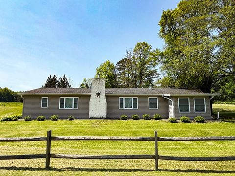 Photo of 560 Reservoir Hill Rd, Norwich, NY 13815 (MLS # 11510755)