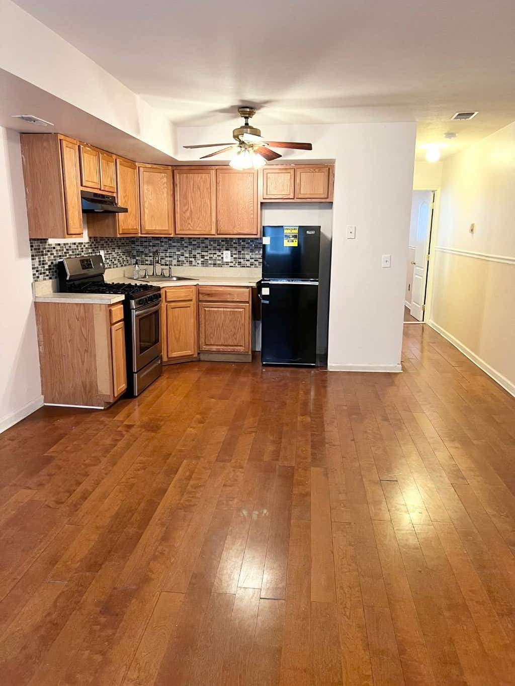 Photo of 35 Chesterfield Ln #1, Staten Island, NY 10314 (MLS # 11802044)