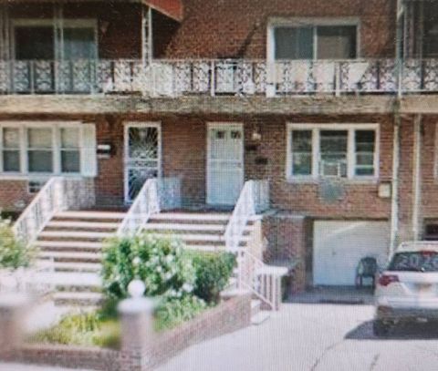 Photo of 1041 East 80th Street, BROOKLYN, NY 11236 (MLS # 11739382)