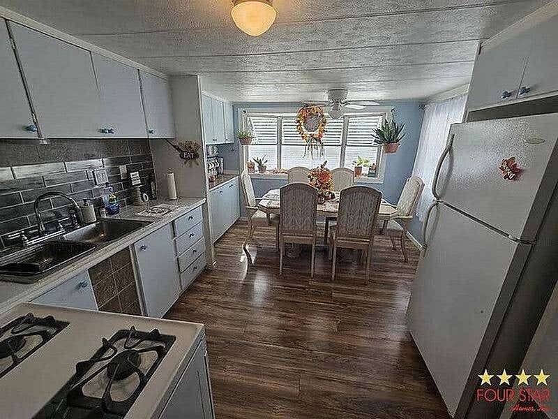 Photo of 2504 W Taffy Ln, Leesburg, FL 34738 (MLS # 11920770)