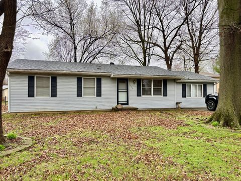 Photo of 1115 Plum Street, Mt. Carmel, IL 62863 (MLS # 11671642)