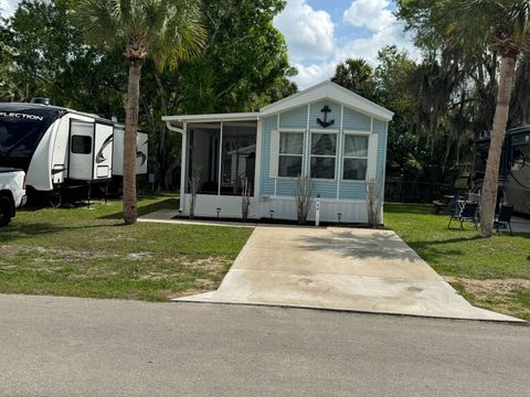 Photo of 5500 St Lucie Blvd Lot S-46 Blvd, Fort Pierce, FL 34946 (MLS # 11675699)