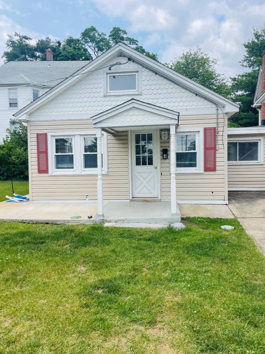 Photo of 4 Sea Cliff Ave, Sea Cliff, NY 11579 (MLS # 11683445)