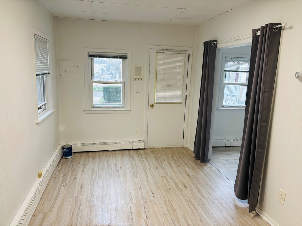 Photo of 4 Sea Cliff Ave, Sea Cliff, NY 11579 (MLS # 11683445)