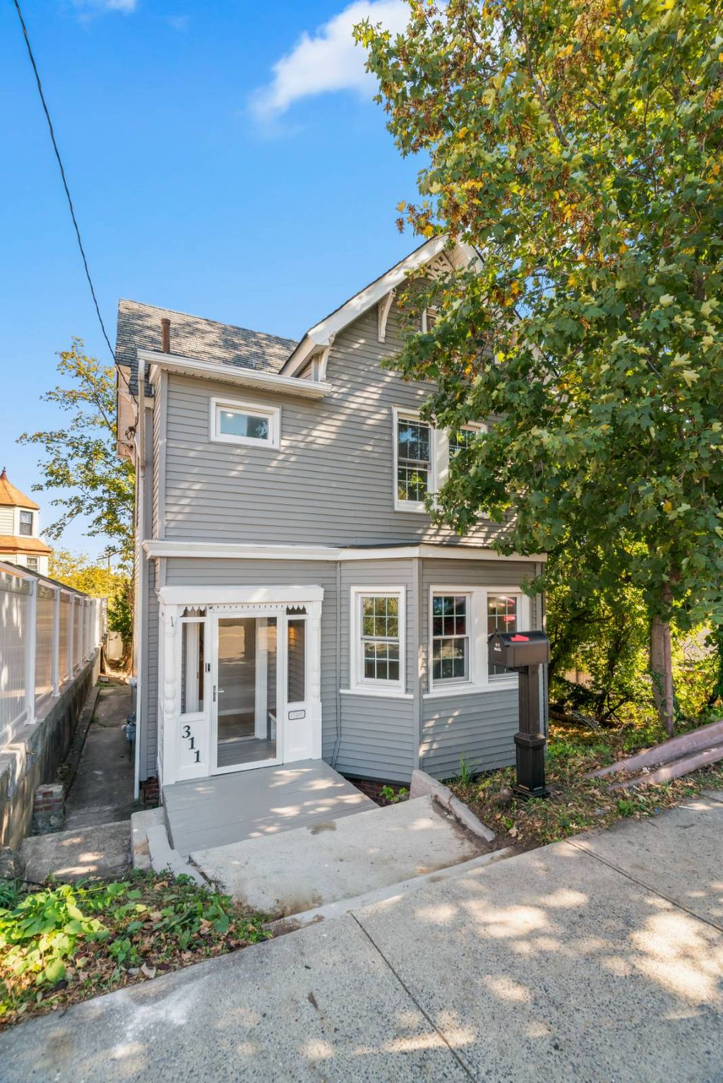 Photo of 311 Tompkins Avenue, Staten Island, NY 10304 (MLS # 11594496)