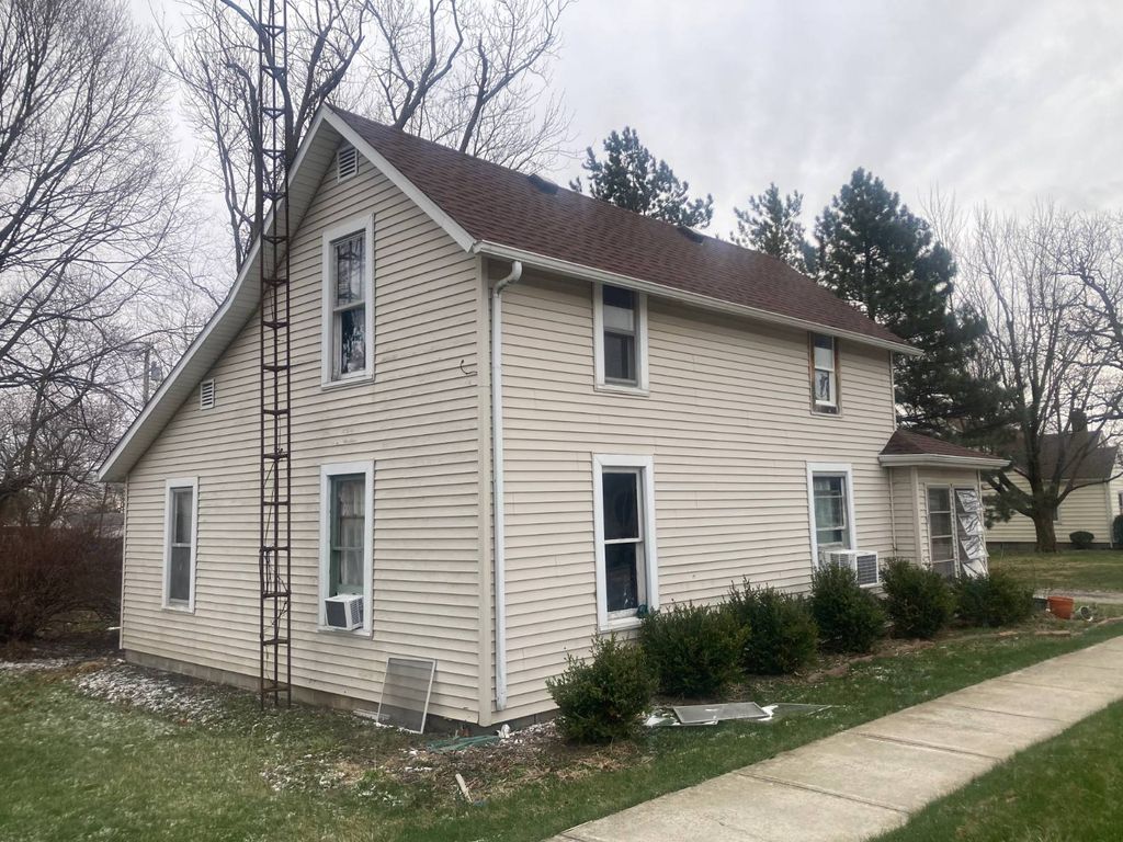 Photo of 404 N Westminster St, Waynesfield, OH 45896 (MLS # 11677876)