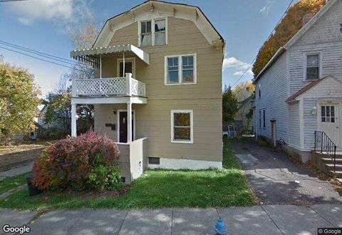 Photo of 81 Baldwin St, Binghamton, NY 13903 (MLS # 11739660)