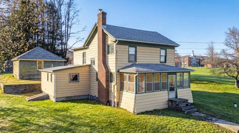 Photo of 15571 State Highway 23, Davenport Center, NY 13751 (MLS # 11691572)