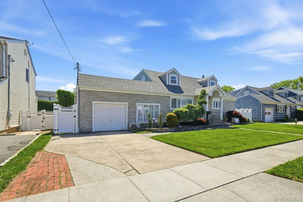 Photo of 35 3rd Avenue, Massapequa Park, NY 11762 (MLS # 11857417)