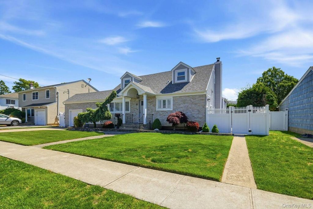 Photo of 35 3rd Avenue, Massapequa Park, NY 11762 (MLS # 11857417)