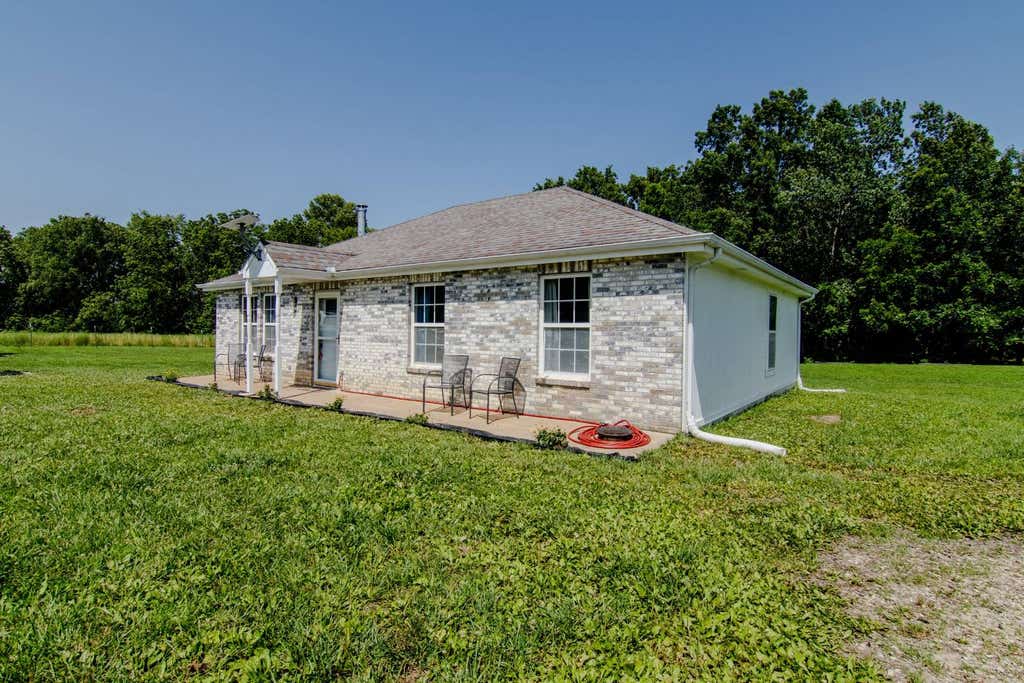 Photo of 8352 Highway B, Urich, MO 64788 (MLS # 11836987)