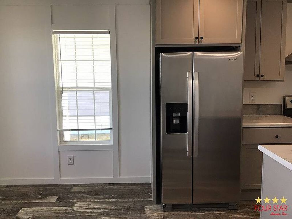 Photo of 33 Live Bait Dr, Avon Park, FL 33825 (MLS # 11652399)