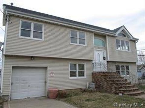 Photo of 94 Roger Ave, Inwood, NY 11096 (MLS # 11690243)