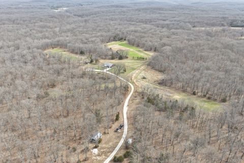 Photo of 8096 Whitetail Ridge, Stover, MO 65078 (MLS # 11673301)