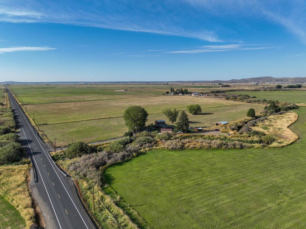 Photo of 69768 Highway 205, Burns, OR 97720 (MLS # 11740812)