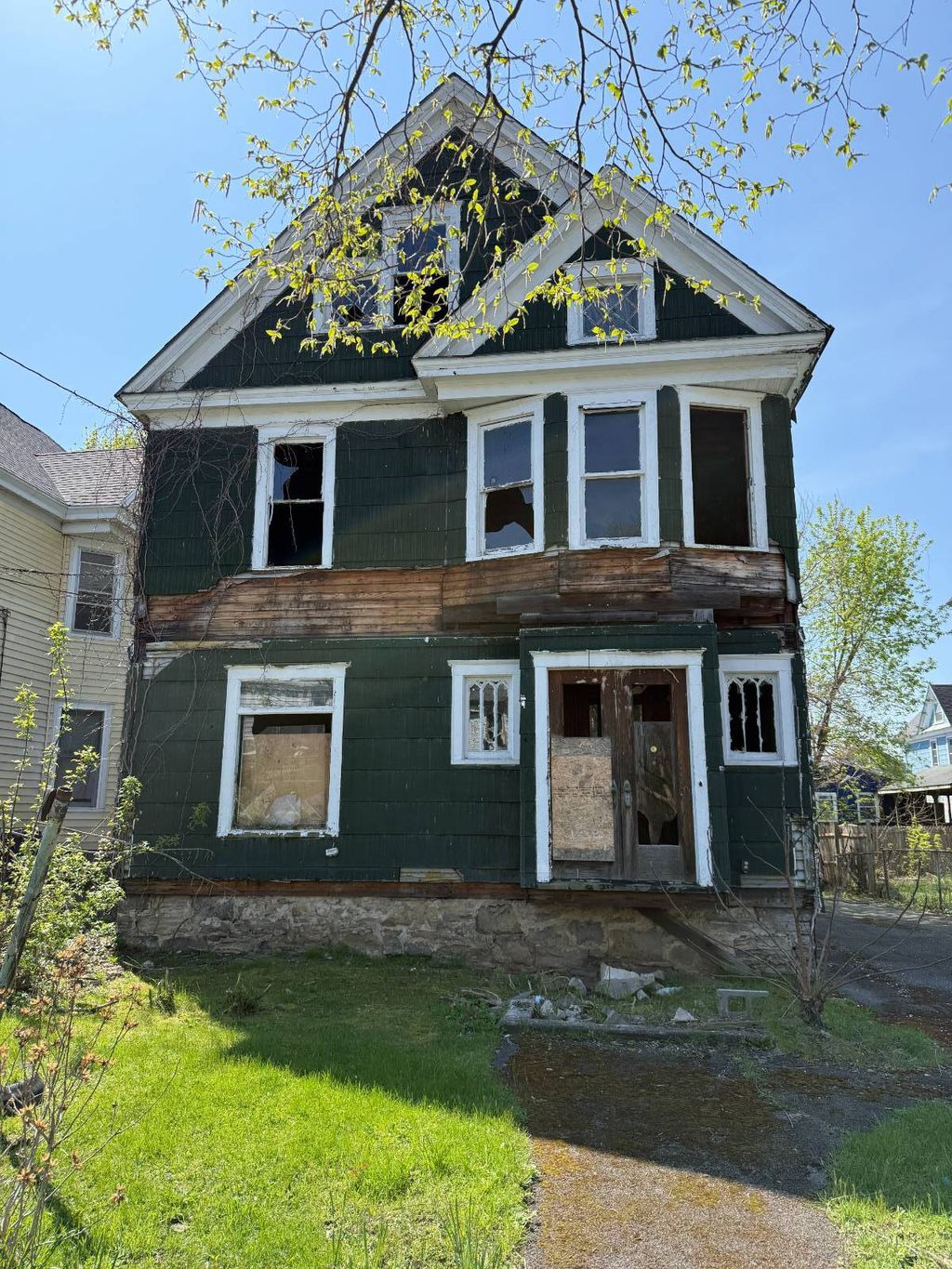 Photo of 120 Matson E Ave, Syracuse, NY 13205 (MLS # 11742691)