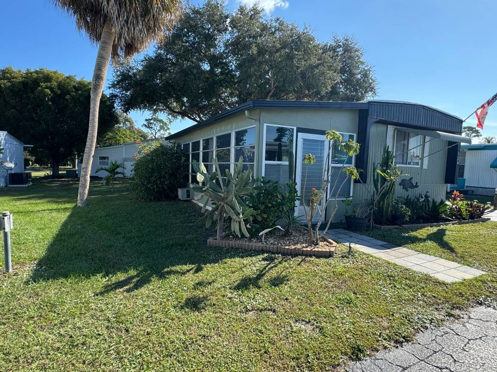 Photo of 126 Oneida Way, Fort Pierce, FL 34946 (MLS # 11620810)
