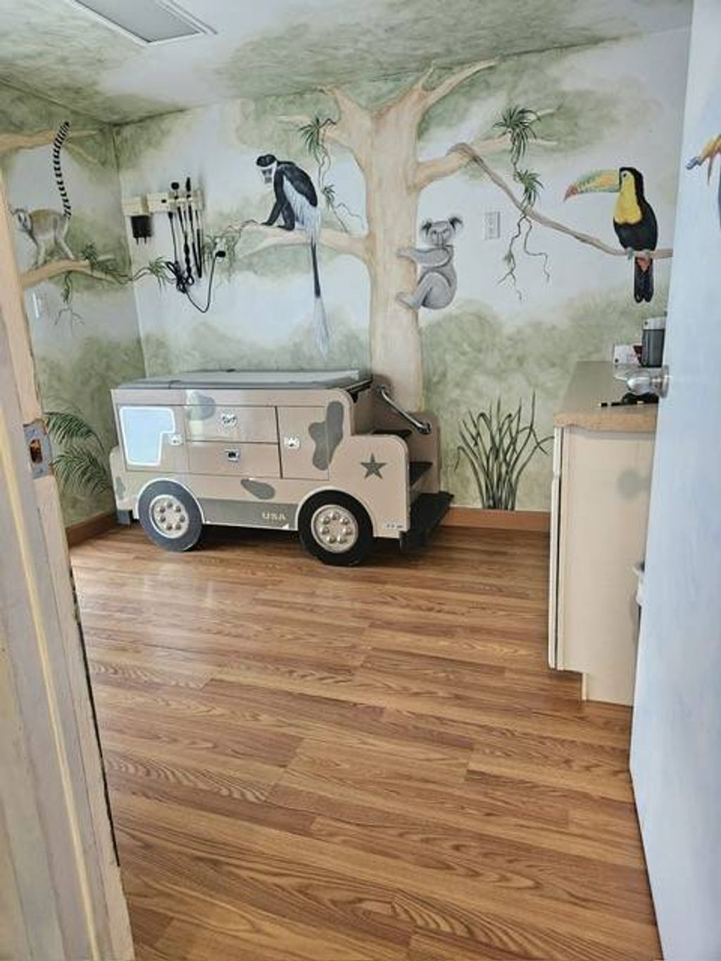 Photo of 3767 Richmond Ave, Staten Island, NY 10312 (MLS # 11659454)