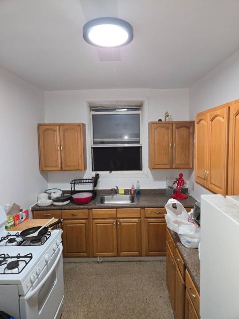 Photo of 3640 crescent Street, LIC, NY 11106 (MLS # 11619597)