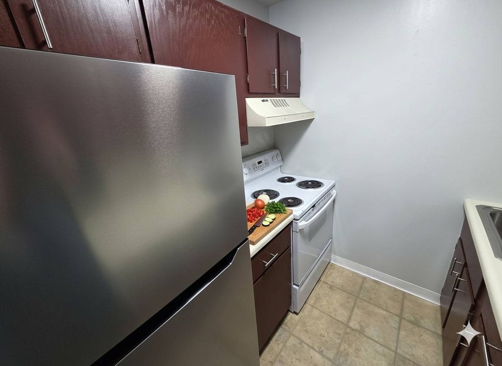 Photo of 13 North College St #31, Schenectady, NY 12305 (MLS # 11678001)