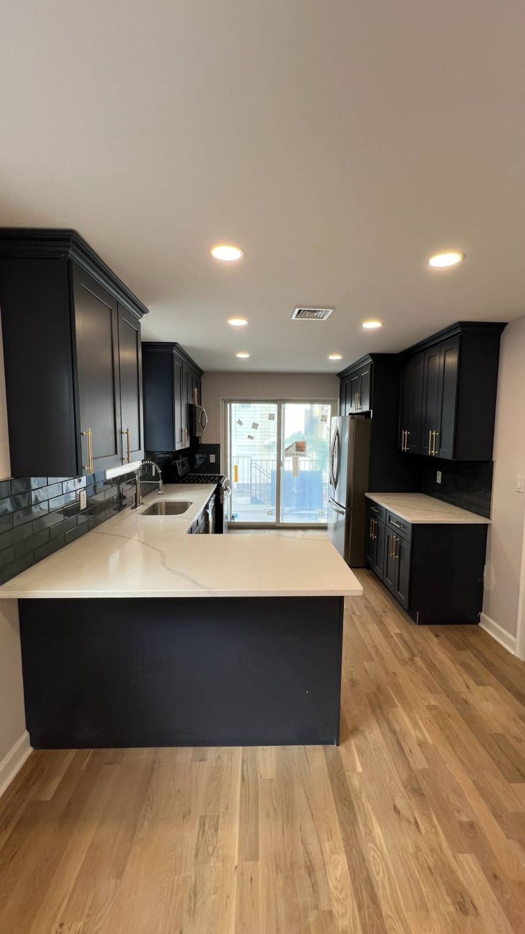 Photo of 2757 Tenbroeck Ave, Bronx, NY 10469 (MLS # 11619011)