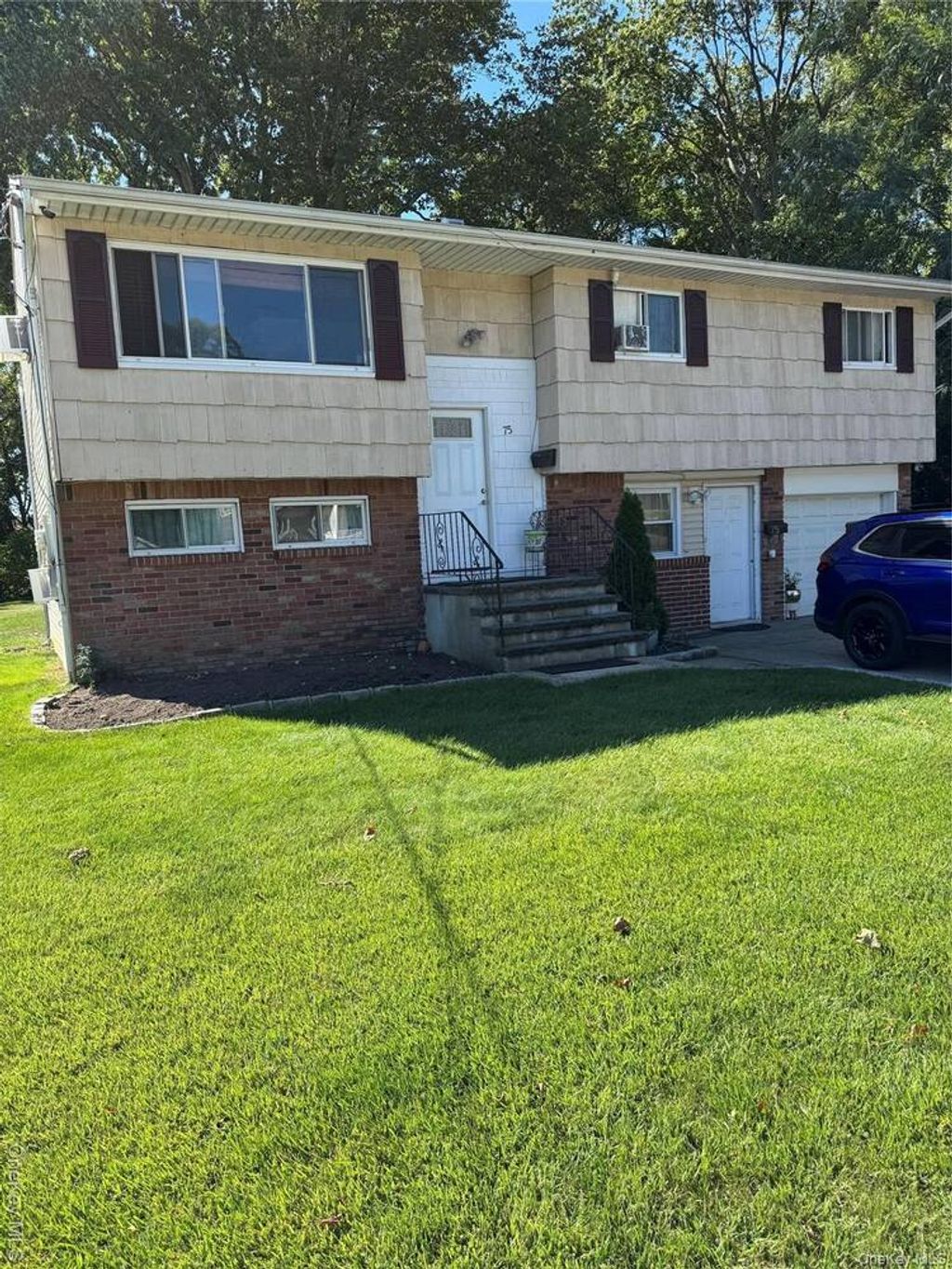 Photo of 75 Oak Street, Amityville, NY 11701 (MLS # 11655339)