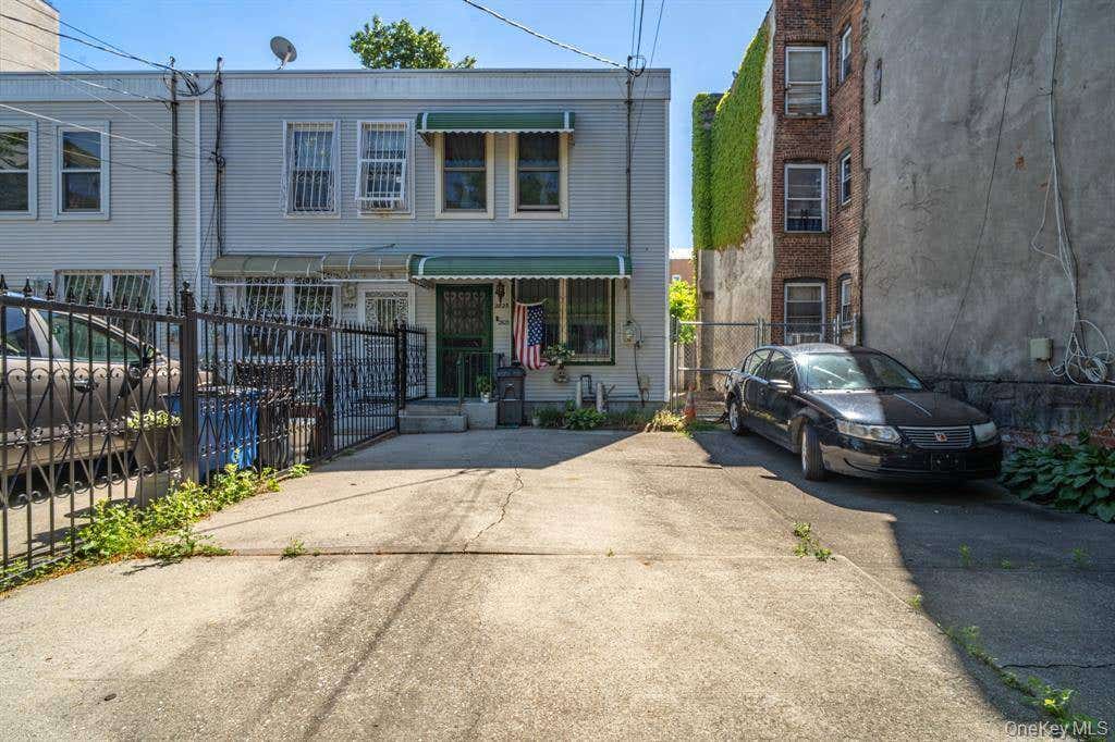 Photo of 2823 W 37th St, Brooklyn, NY 11224 (MLS # 11842242)