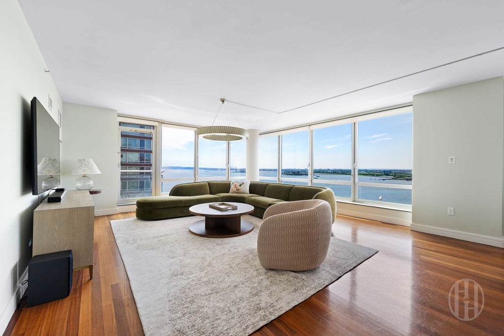 Photo of 30 West Street #21F, New York, NY 10280 (MLS # 11927602)
