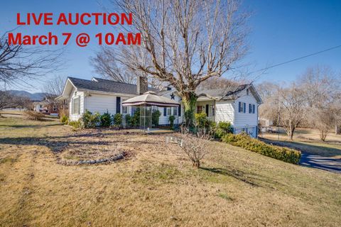 Photo of 2358 Siam Road, Elizabethton, TN 37643 (MLS # 11653994)
