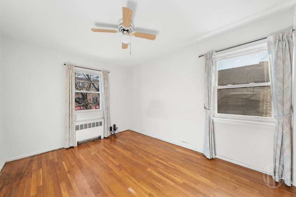 Photo of 24 -29 78th St, Queens, NY 11370 (MLS # 11641300)