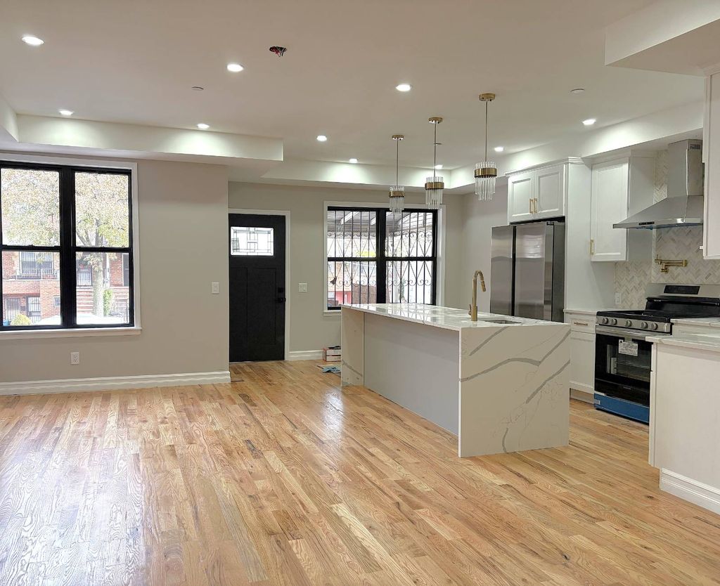 Photo of 26 East 55th St, Brooklyn, NY 11203 (MLS # 11617318)