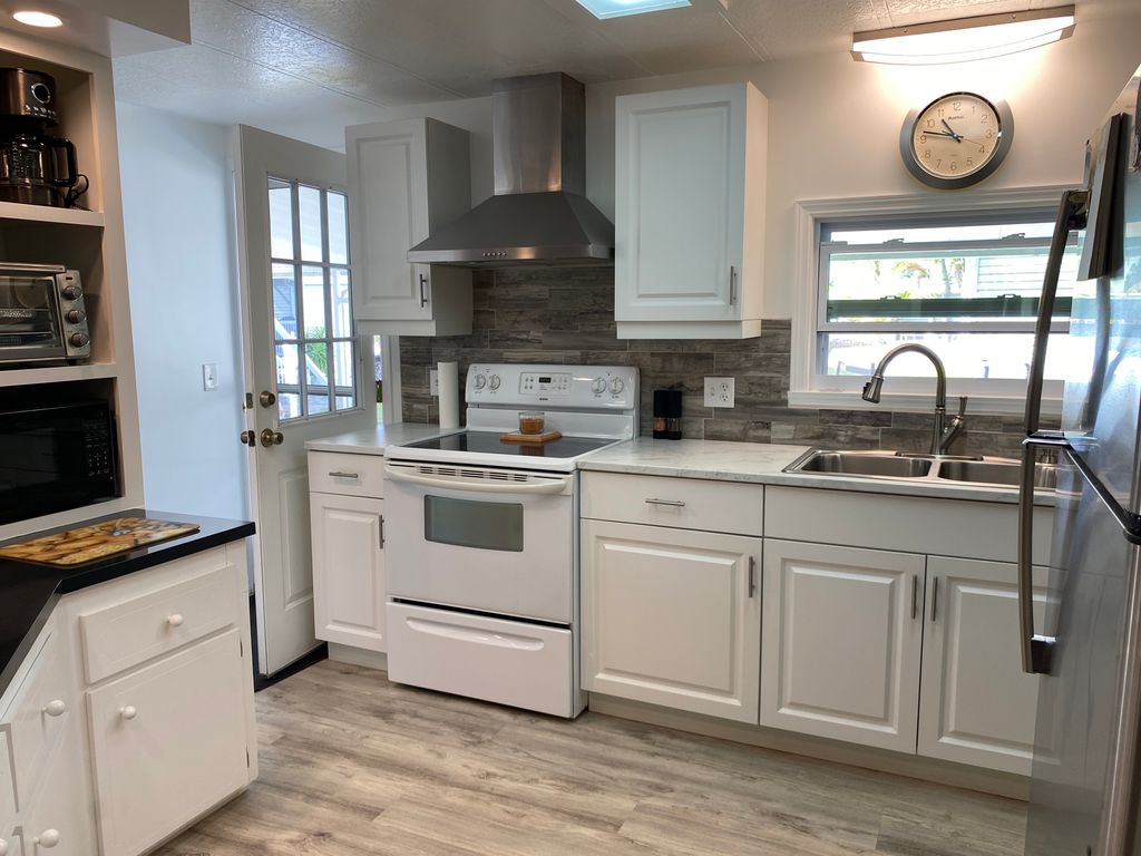 Photo of 227 Arbor Lane, Vero Beach, FL 32960 (MLS # 11653900)