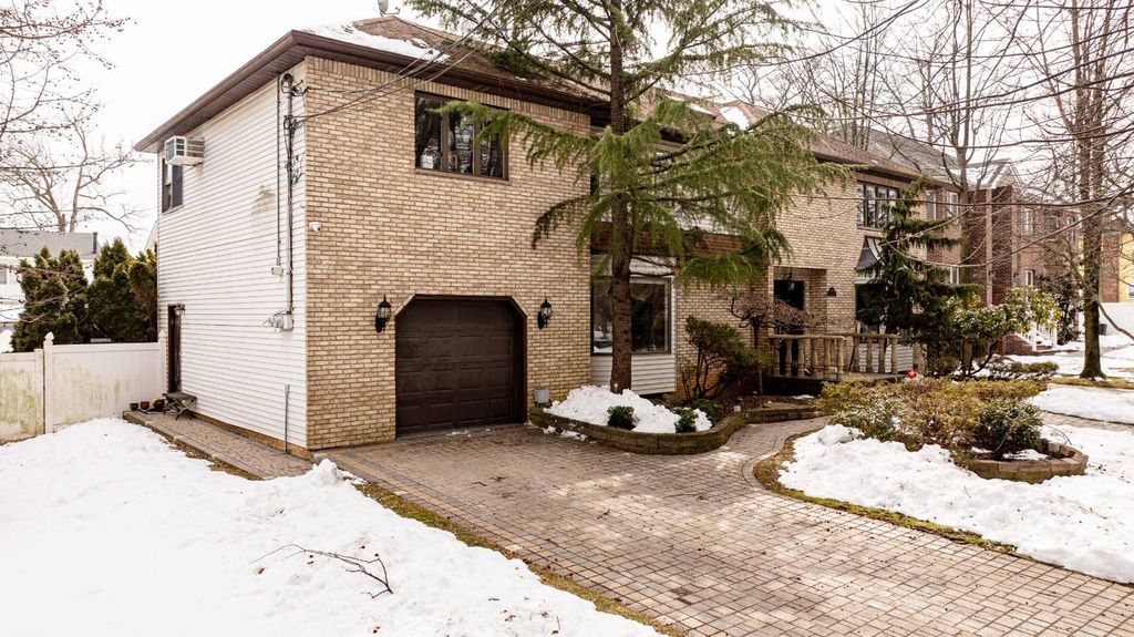 Photo of 146 Halpin Ave, Staten Island, NY 10312 (MLS # 11740660)