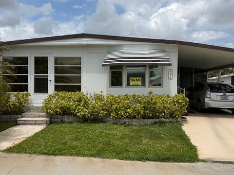 Photo of 422 Union St, Vero Beach, FL 32966 (MLS # 11695538)