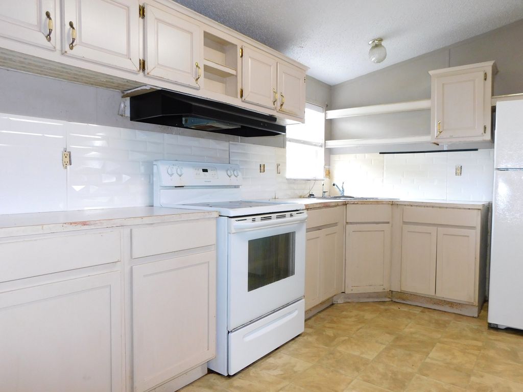 Photo of 1630 Gallahad Dr, Lakeland, FL 33810 (MLS # 11684683)