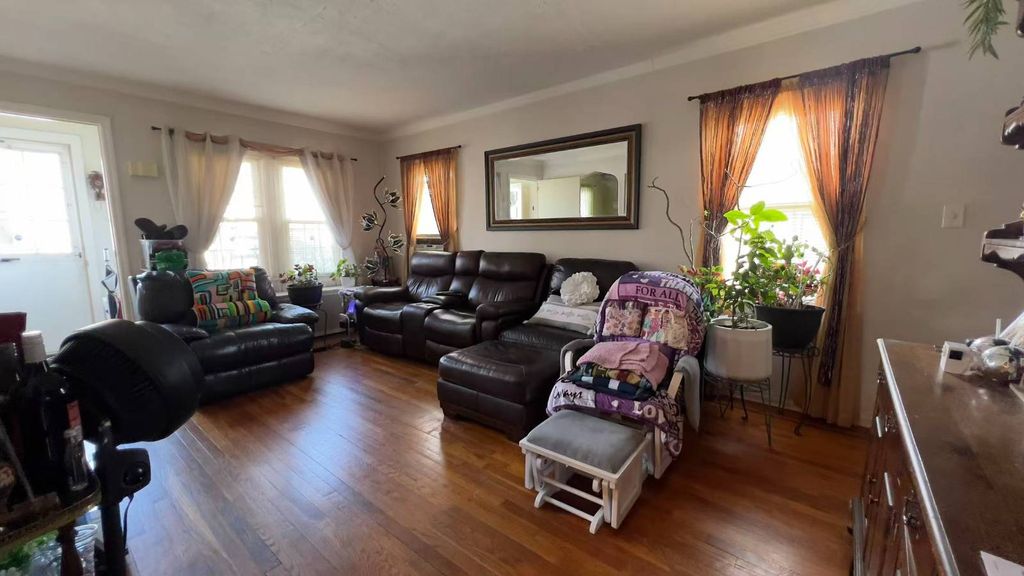 Photo of 4846 188th St, Fresh Meadows, NY 11365 (MLS # 11682550)