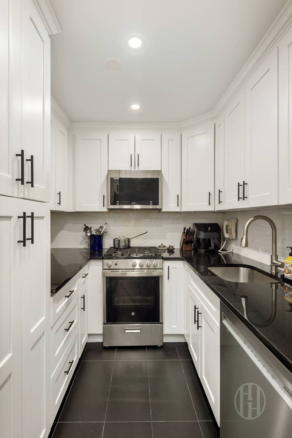 Photo of 15 West 72nd Street #10H, New York, NY 10023 (MLS # 11638903)