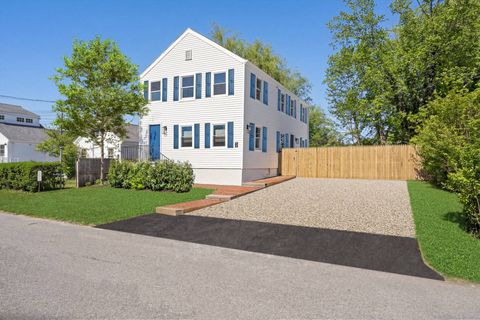 Photo of 12 Rose Street, Sag Harbor Village, NY 11963 (MLS # 11655838)