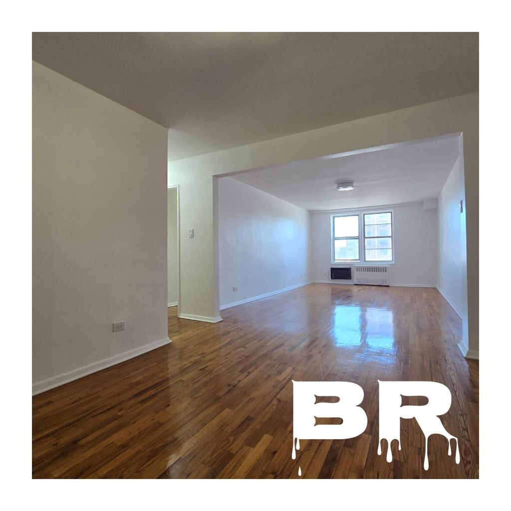 Photo of 2785 Ocean Pkwy #3J, Brooklyn, NY 11235 (MLS # 11676496)