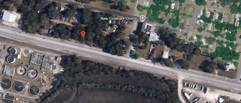 Photo of 2728 Newcastle St, Brunswick, GA 31520 (MLS # 11664600)