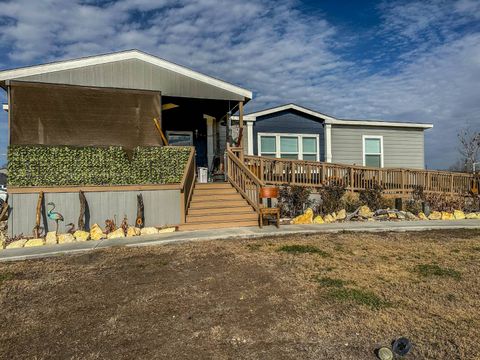 Photo of 198 Mill Run Ave #1, Kyle, TX 78640 (MLS # 11652380)