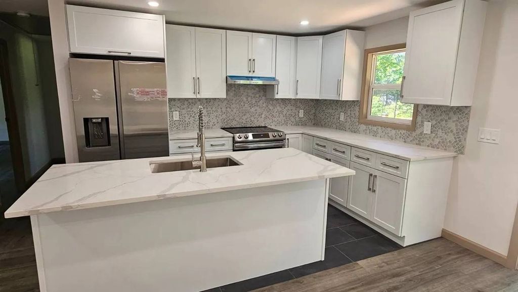 Photo of 5671 Route 9H #upper unit, Hudson, NY 12534 (MLS # 11684110)