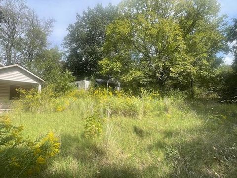 Photo of 1126 Garland Ave E Ave, West Helena, NY 72390 (MLS # 11778023)